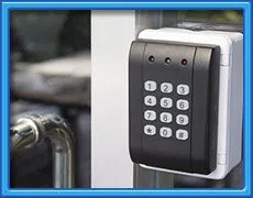 Cheshire Locksmith Store Cheshire, CT 203-347-3161 Cheshire Locksmith Store Cheshire, CT 203-347-3161 - comm-home-68-35mod